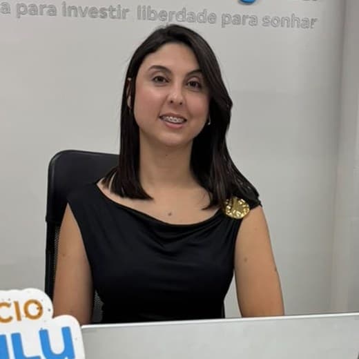Letícia — Consultora de Consórcios da Emanoel Consórcios